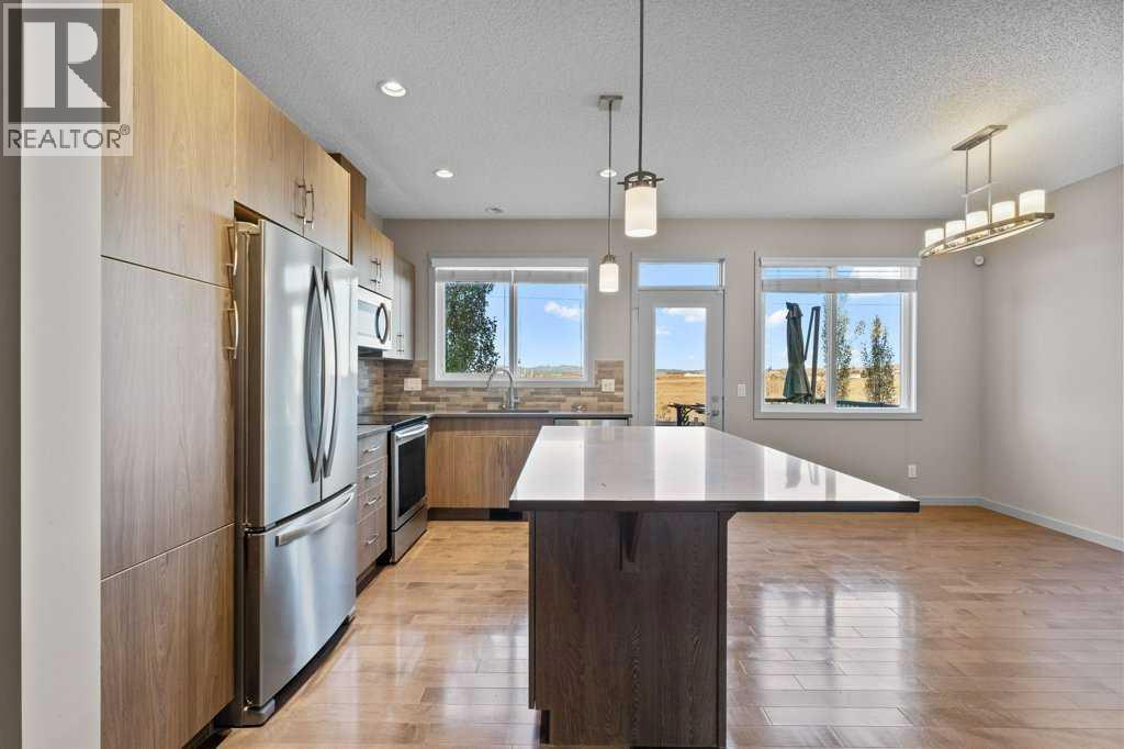 251 Sunrise View, Cochrane