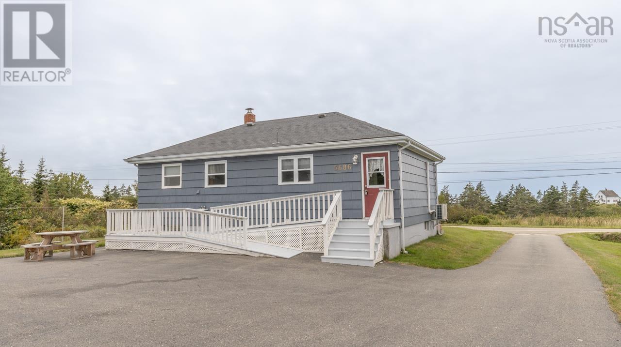 Property 10 of 40 of 5686 Highway 1