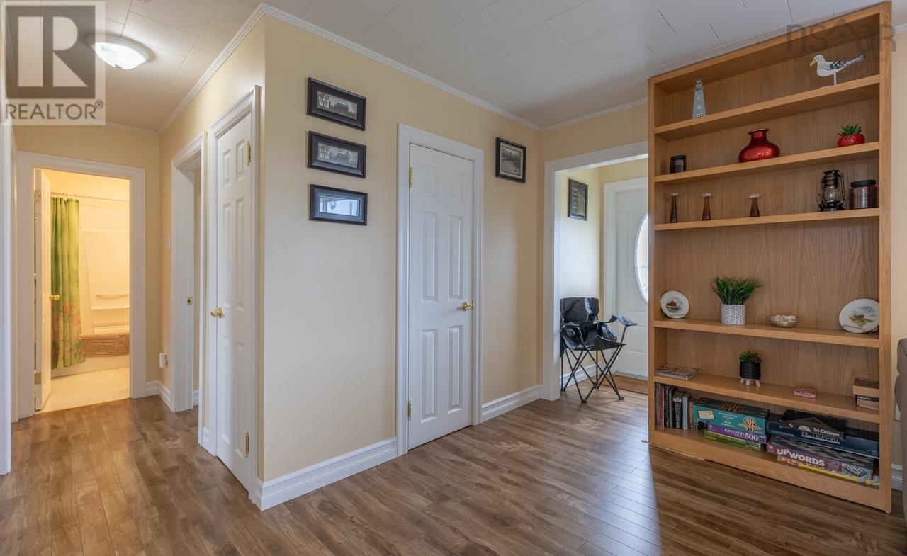 Property 22 of 40 of 5686 Highway 1