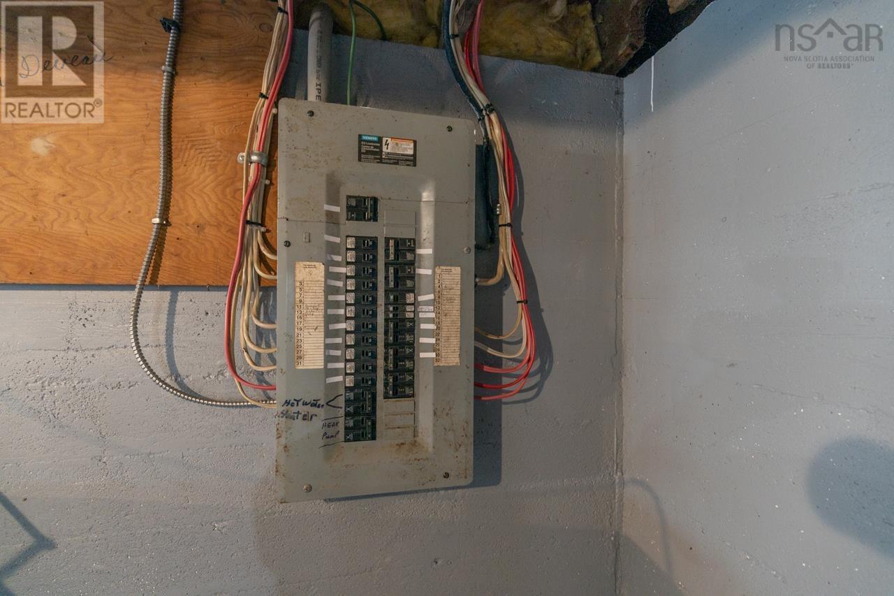 Property 37 of 40 of 5686 Highway 1