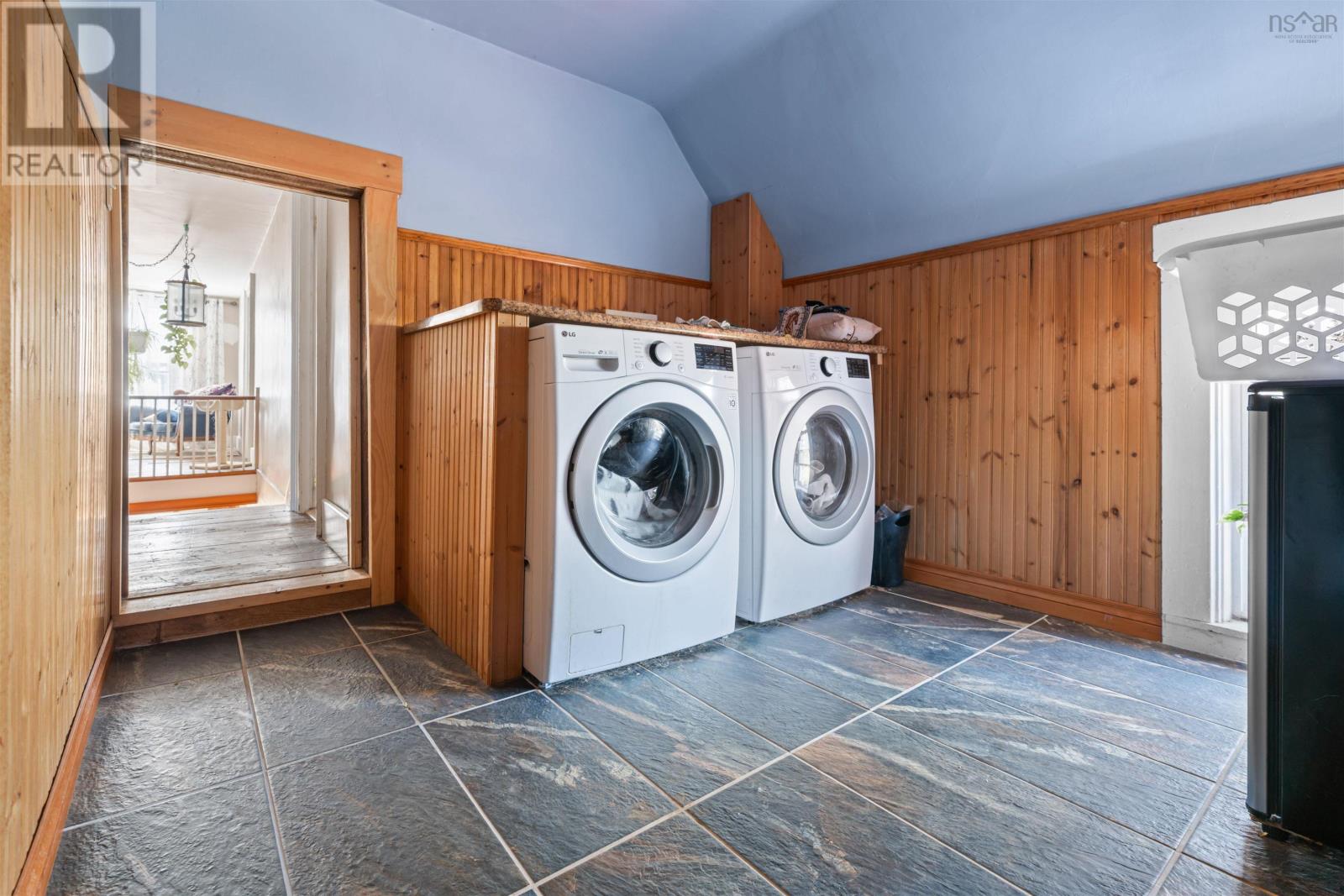 Property 29 of 49 of 187 Highway 302