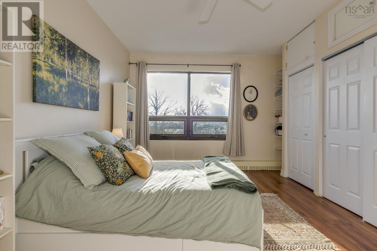 Property 28 of 37 of 607 6095 Coburg Road