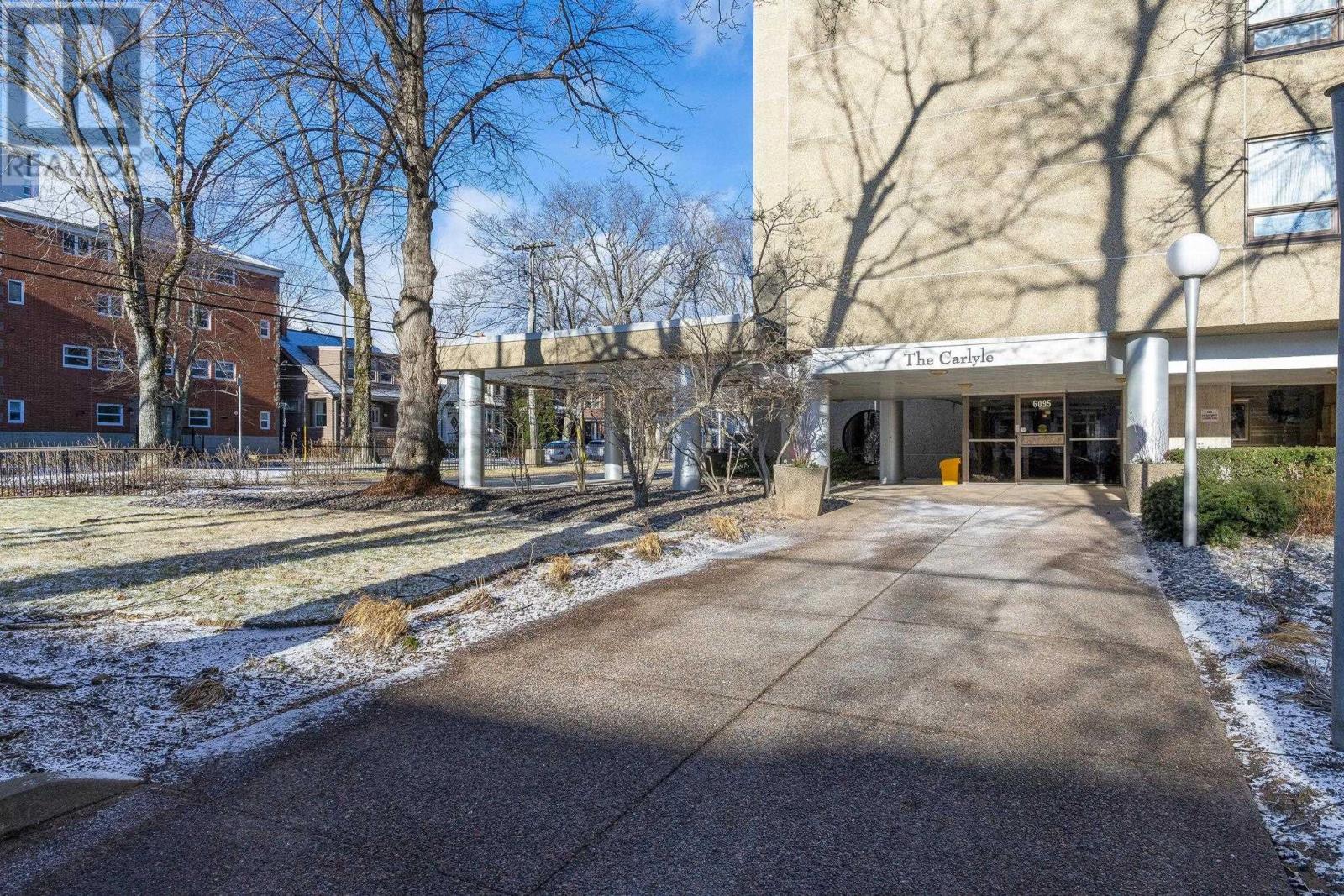 Property 36 of 37 of 607 6095 Coburg Road