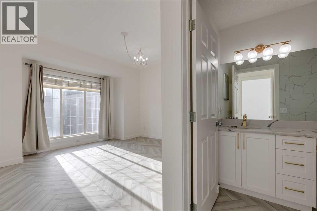 Single Family House for Sale in    Avenue SW Beltline Calgary 