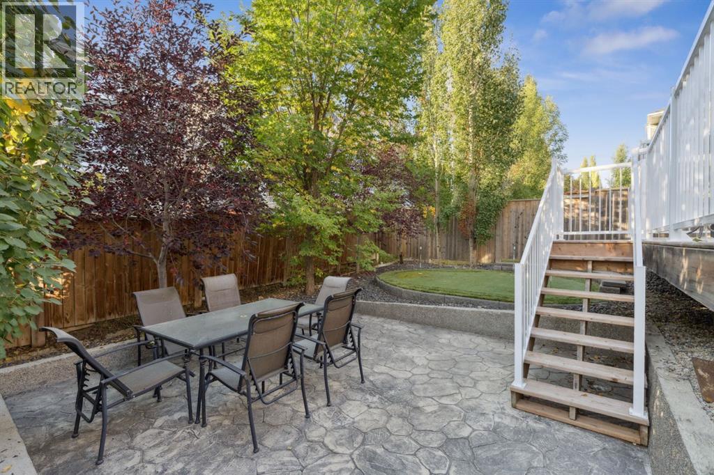 453 River Heights Drive, Cochrane