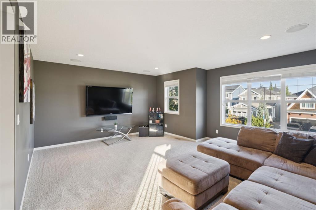 453 River Heights Drive, Cochrane