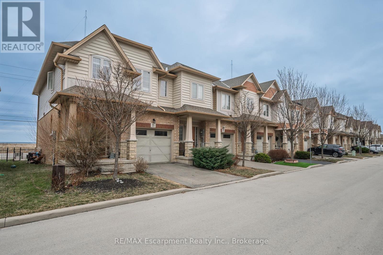 8 Lakelawn Unit 21 photo 3