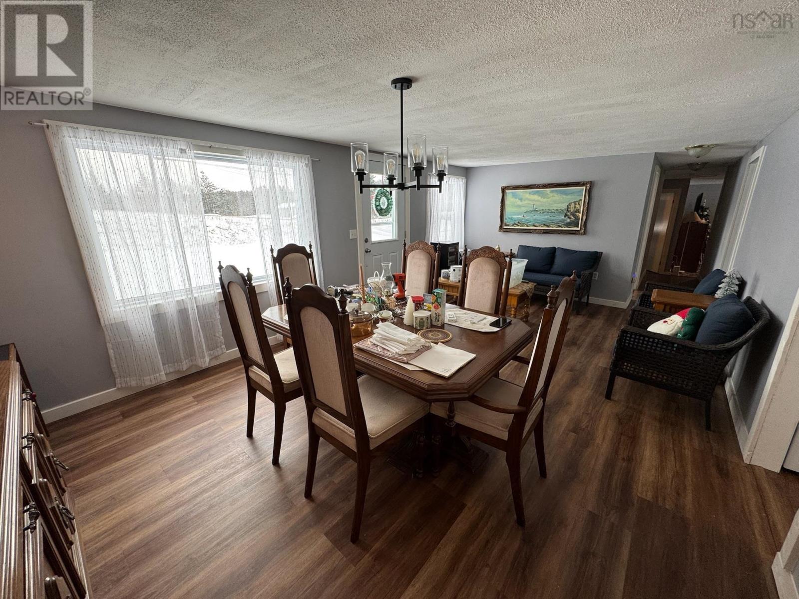 Property 10 of 29 of 10979 Highway 4