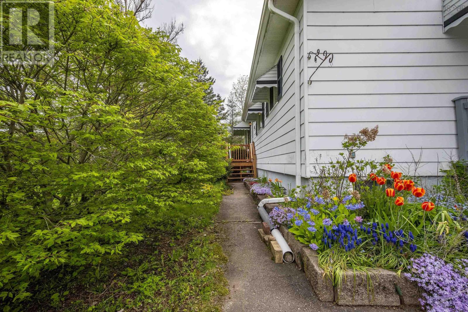 Property 8 of 49 of 683 Main Street