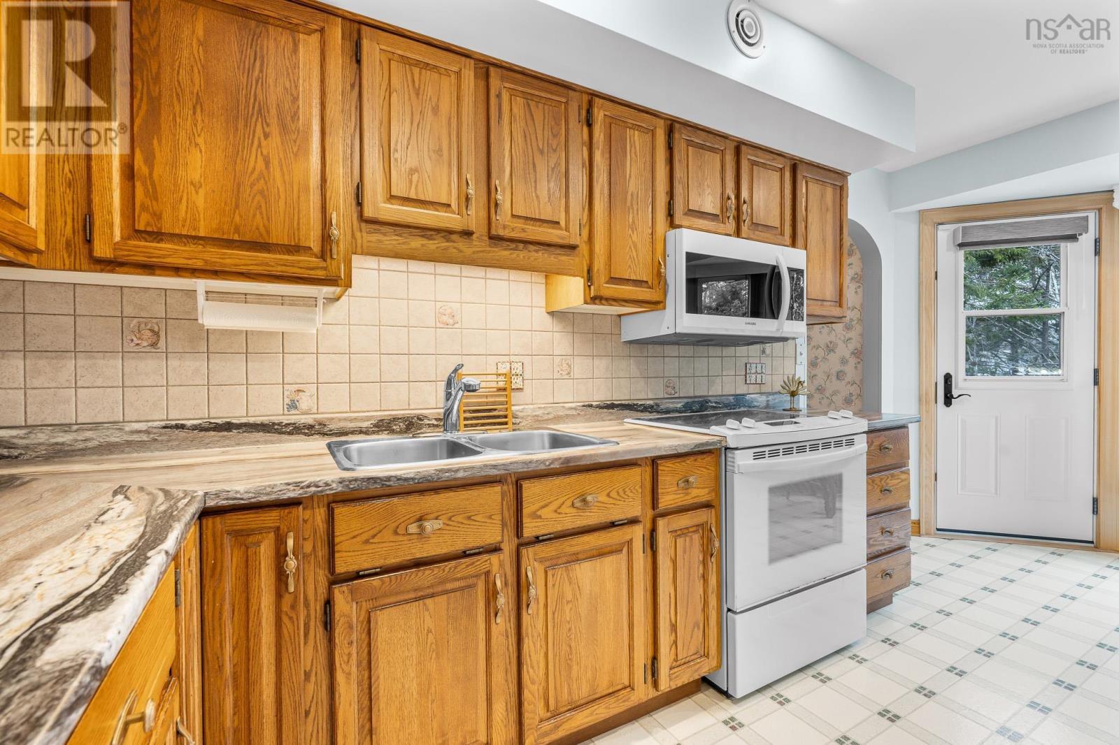 Property 17 of 50 of 12 Amberwood Court