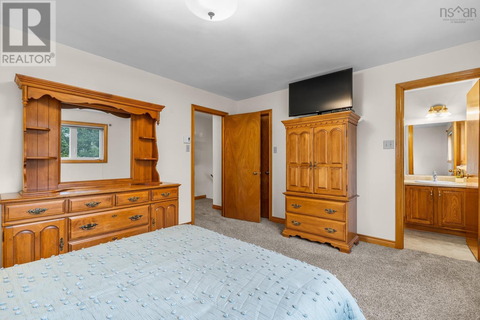 Property 34 of 50 of 12 Amberwood Court