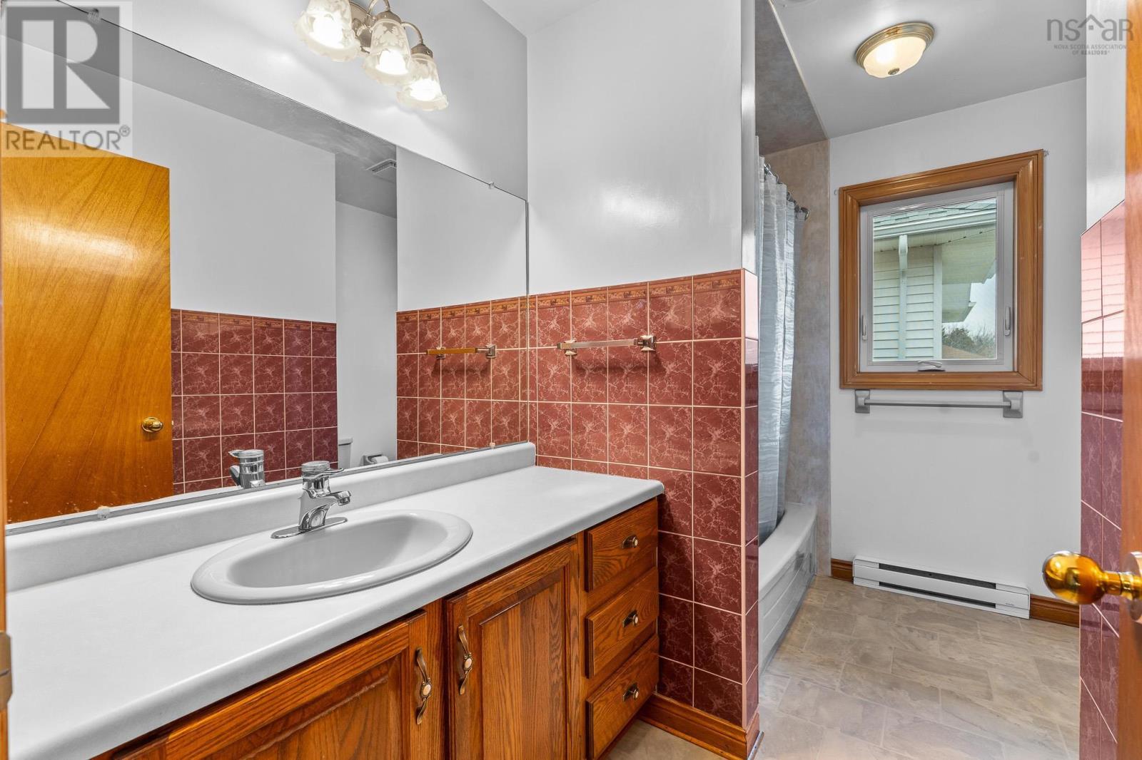 Property 30 of 50 of 12 Amberwood Court