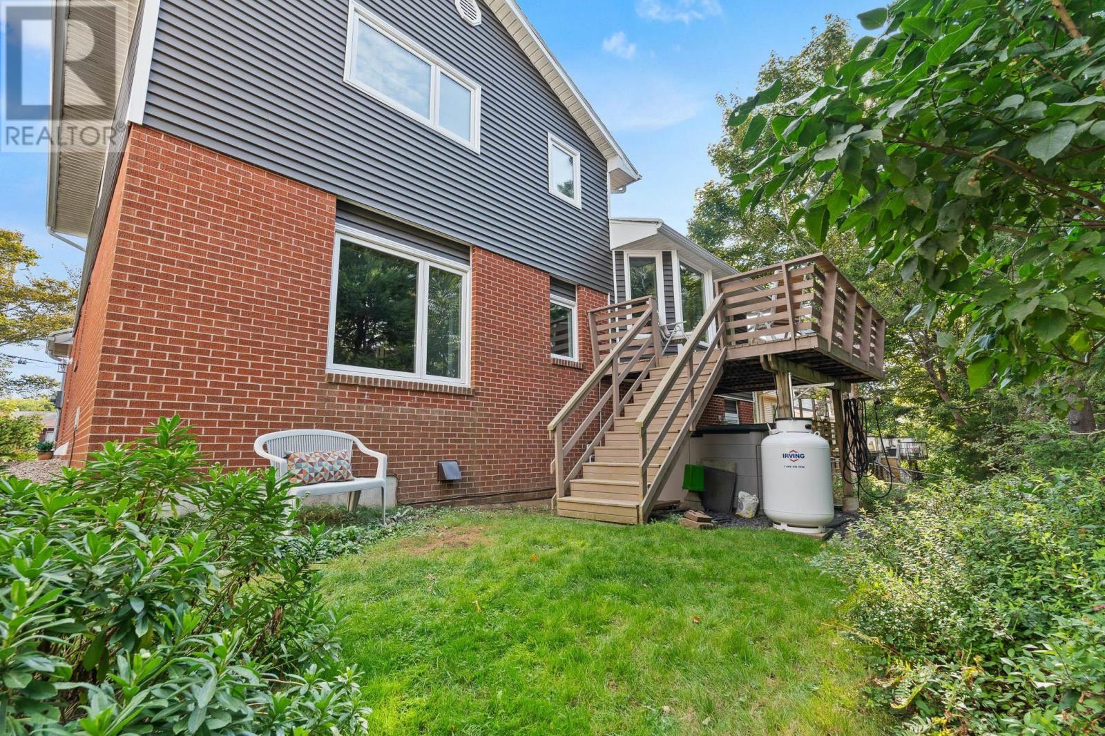 Property 45 of 50 of 12 Amberwood Court