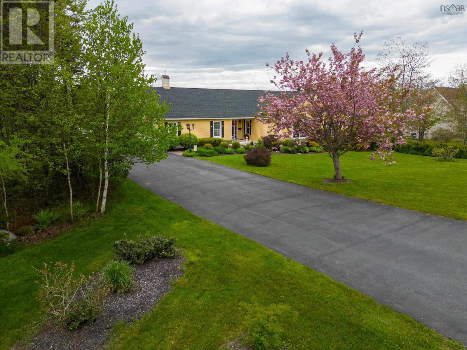 Property 42 of 51 of 51 Astour Drive