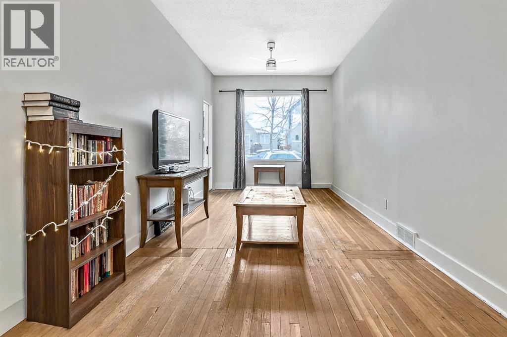 Single Family House Bungalow for Sale in   Avenue NE Renfrew Calgary 