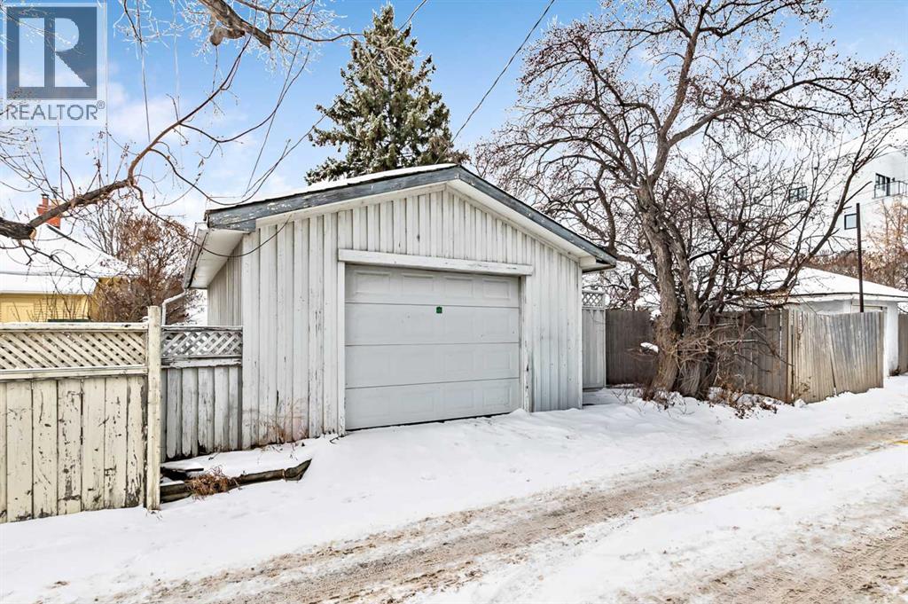 Single Family House Bungalow for Sale in   Avenue NE Renfrew Calgary 