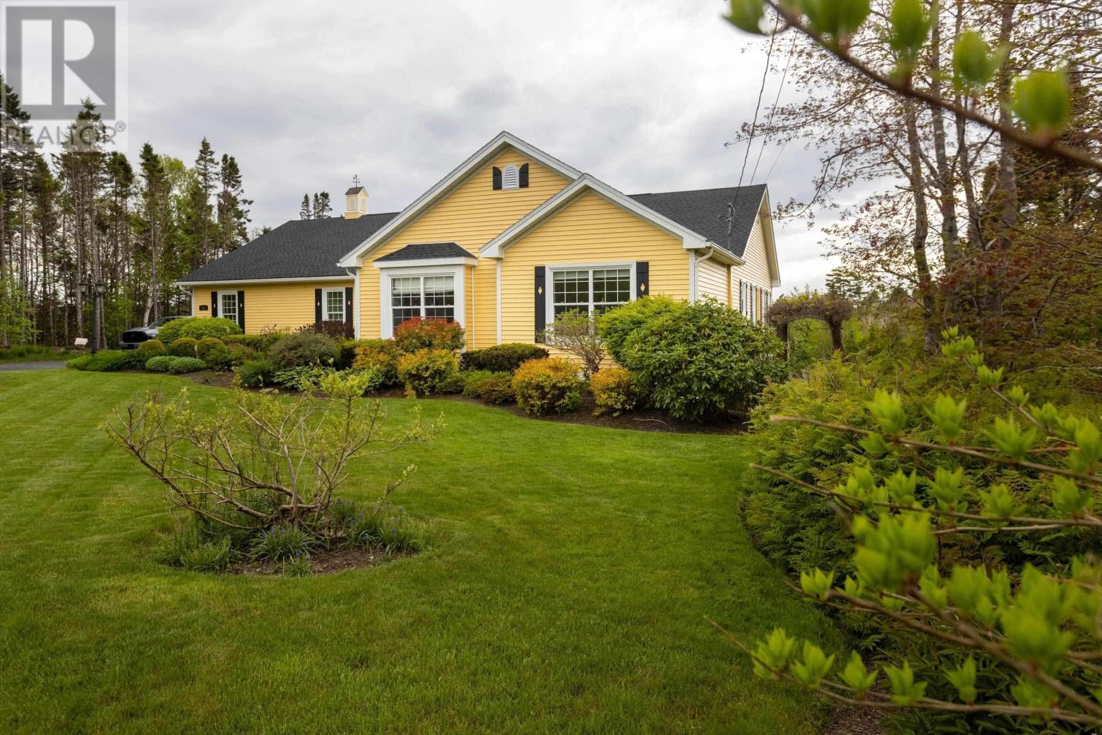 Property 37 of 51 of 51 Astour Drive