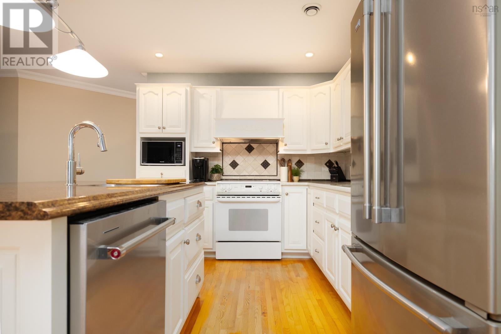 Property 18 of 51 of 51 Astour Drive