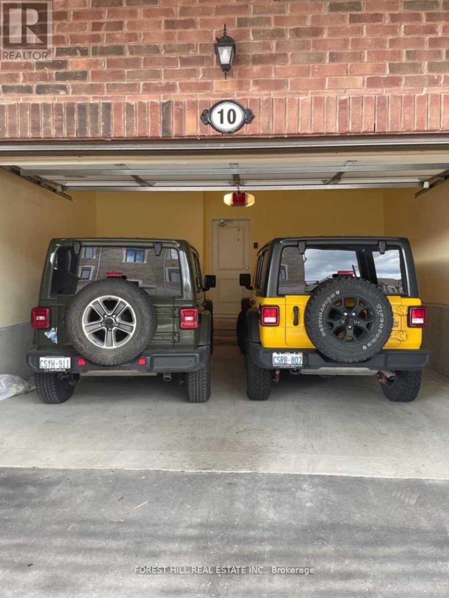 10 John Greene photo 2