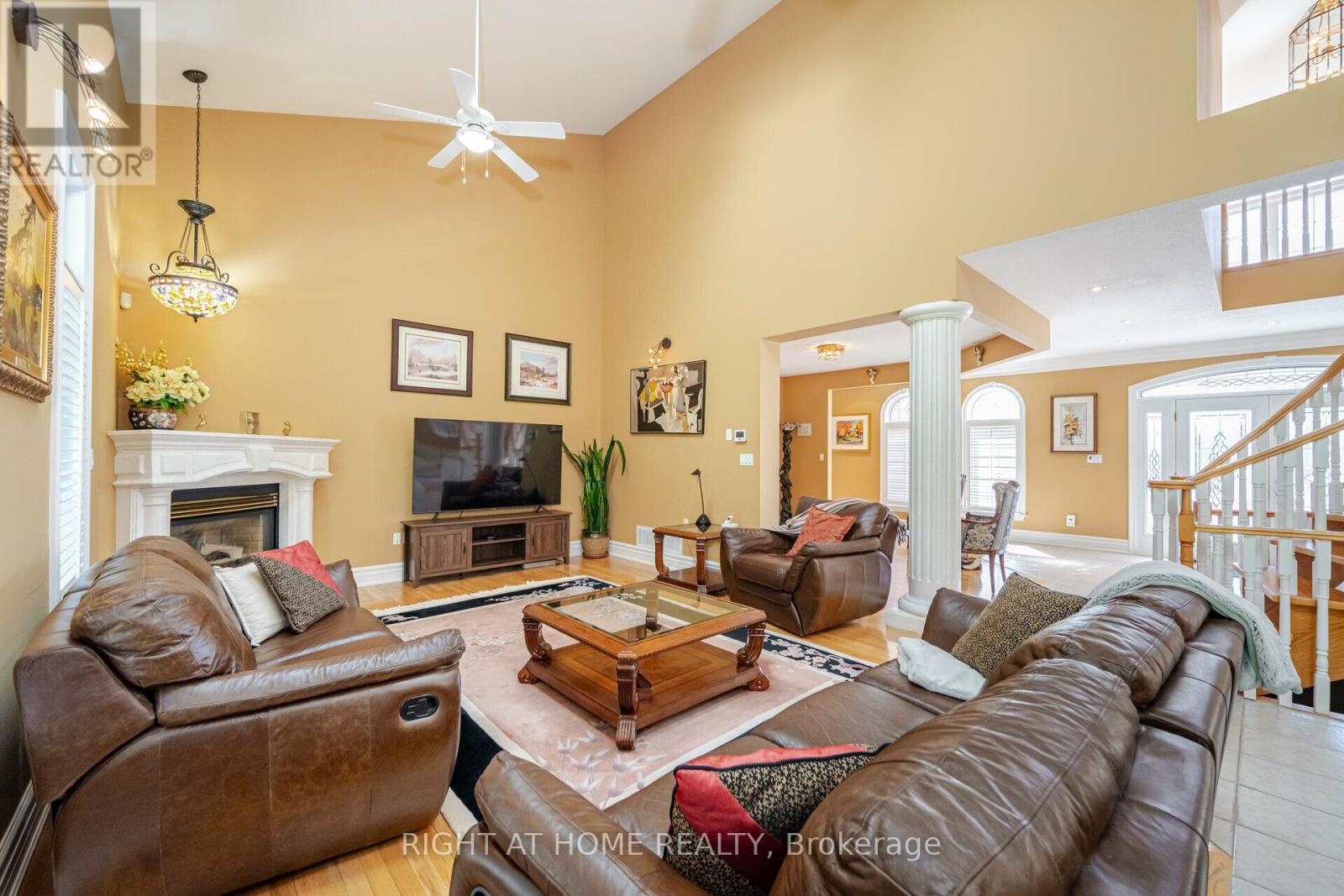 6 LORD DUNCAN COURT - 14