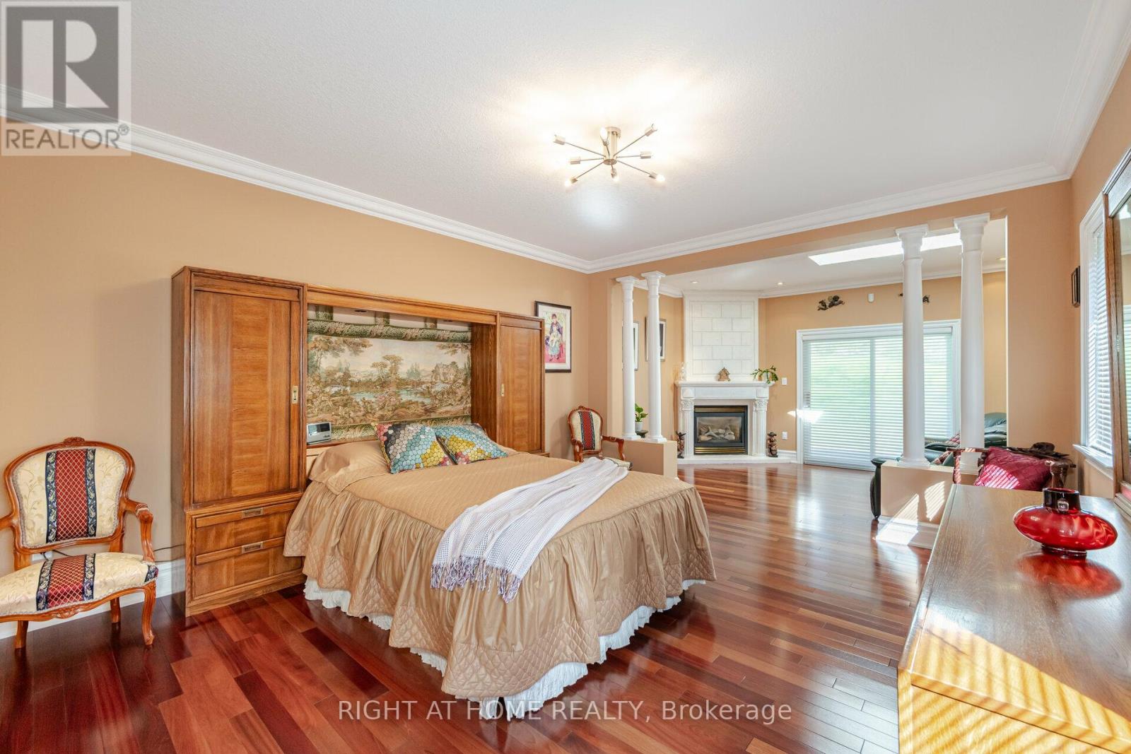 6 LORD DUNCAN COURT - 18