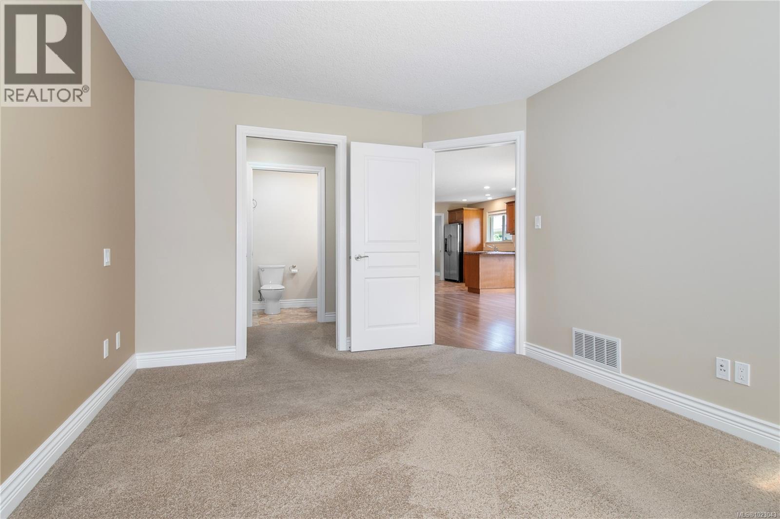 63 2006 Sierra Dr, Campbell River