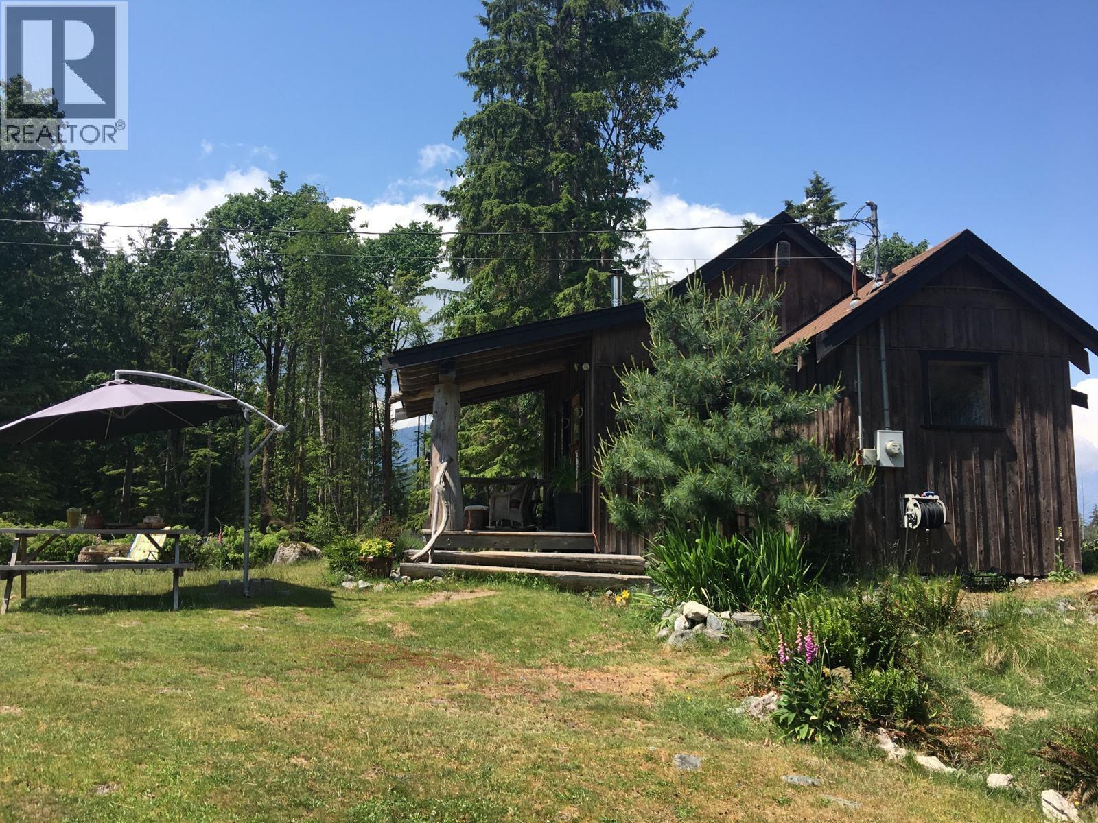2236 MOUNTAIN ROAD, Gambier Island