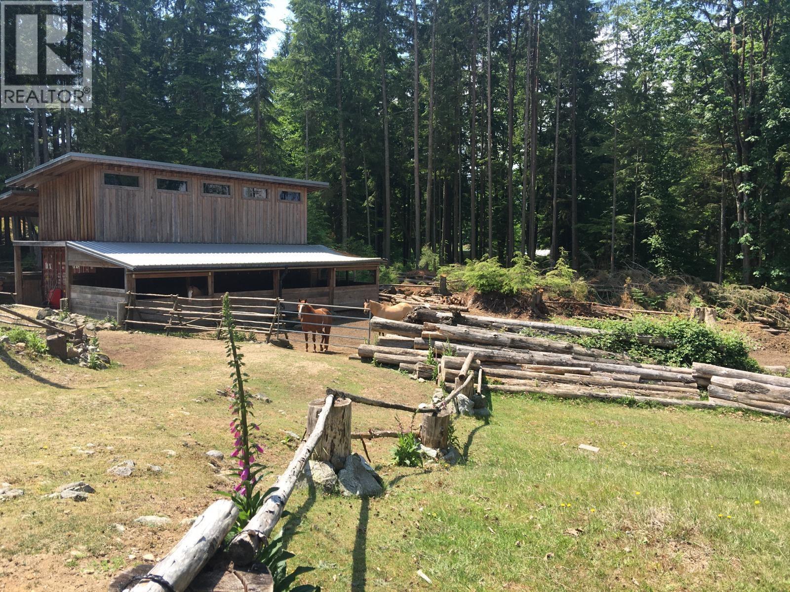 2236 MOUNTAIN ROAD, Gambier Island