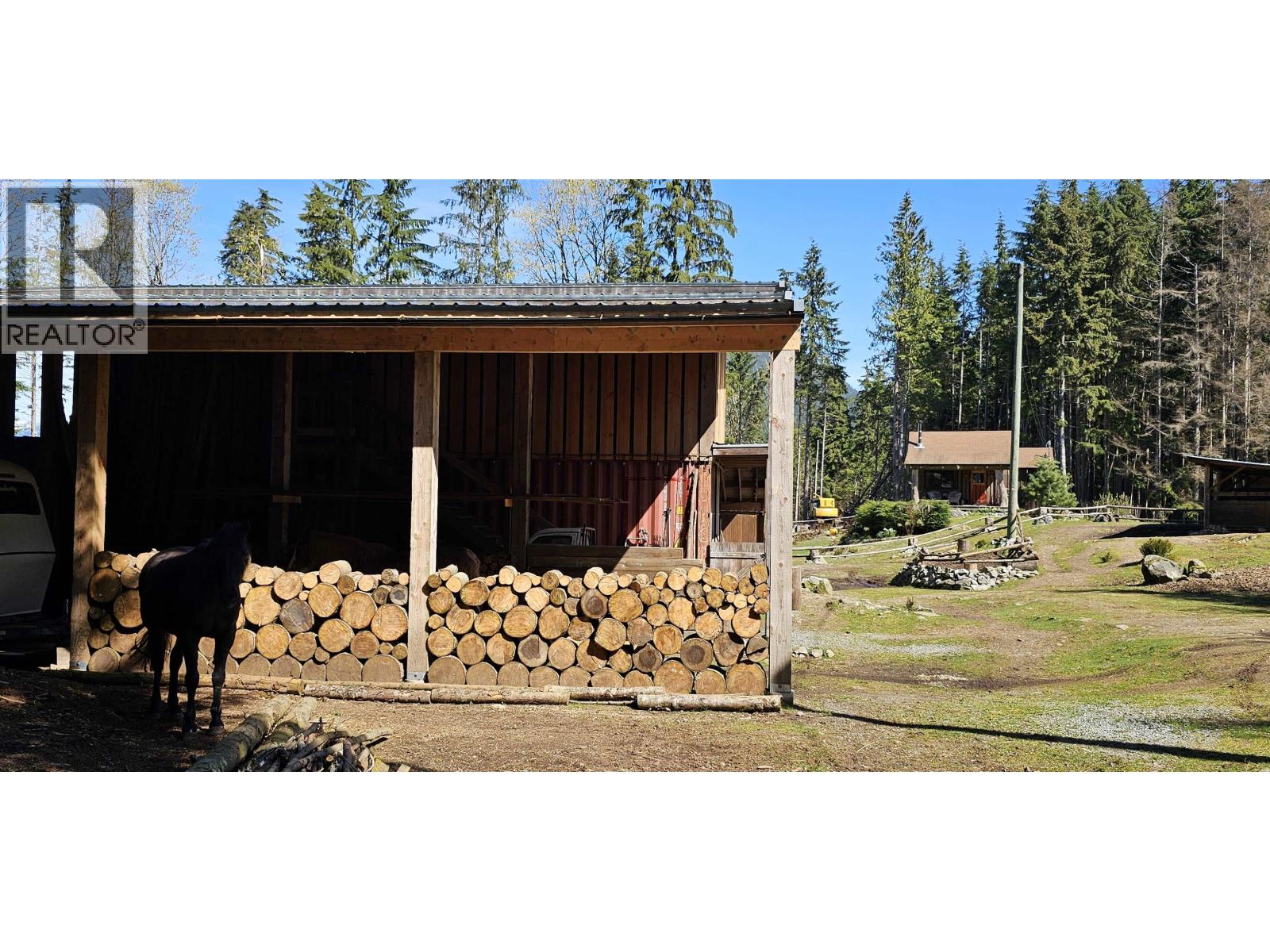 2236 MOUNTAIN ROAD, Gambier Island