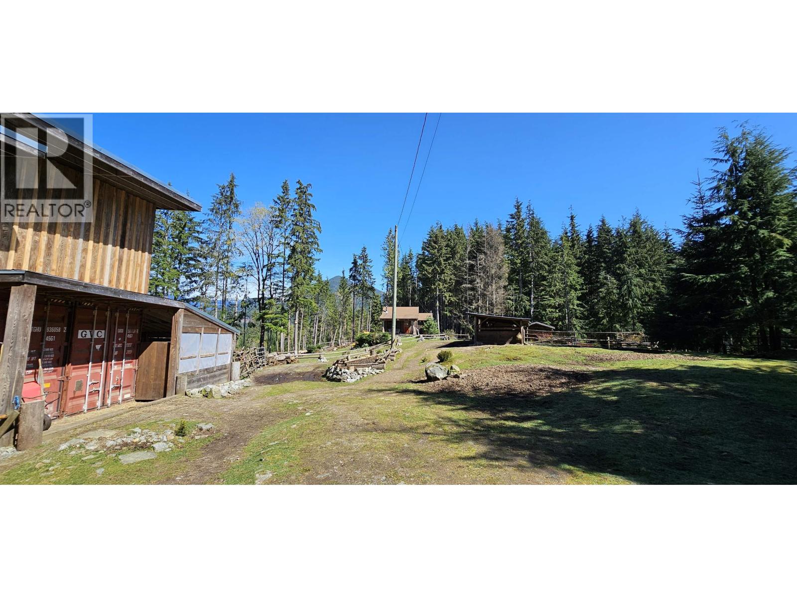 2236 MOUNTAIN ROAD, Gambier Island