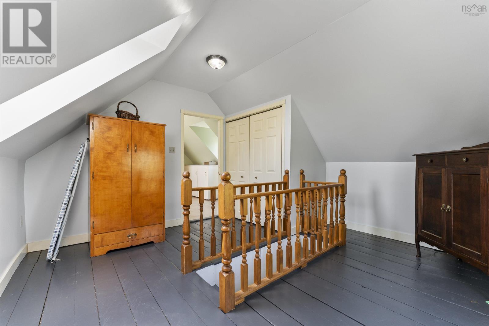 Property 34 of 48 of 2141 Highway 2