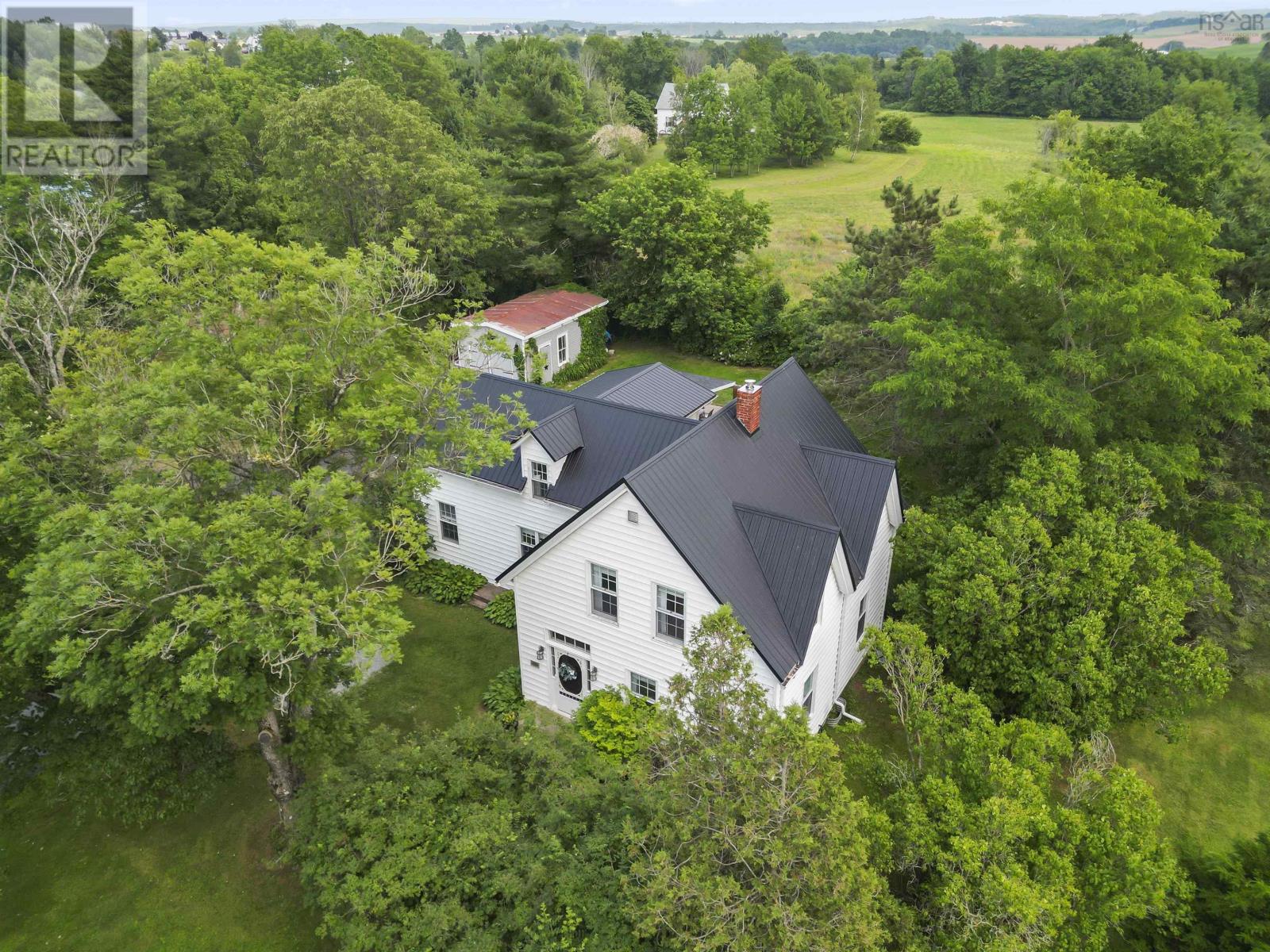 Property 46 of 48 of 2141 Highway 2