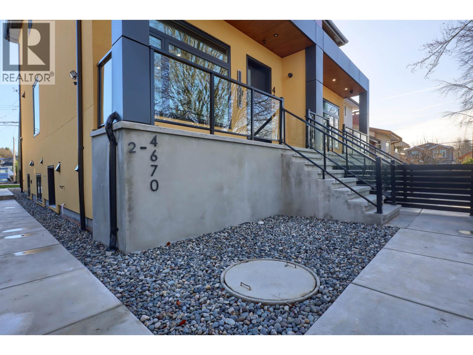 4670 TODD Street - photo 2