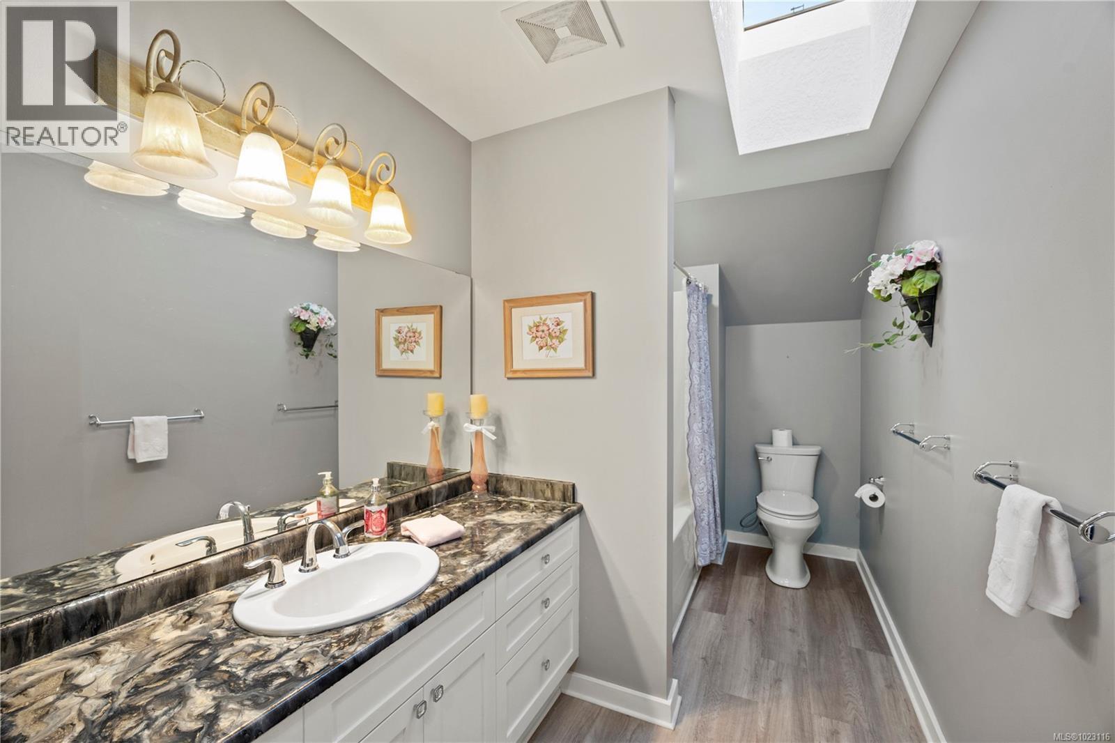  4937 Eagle View Lane, Saanich