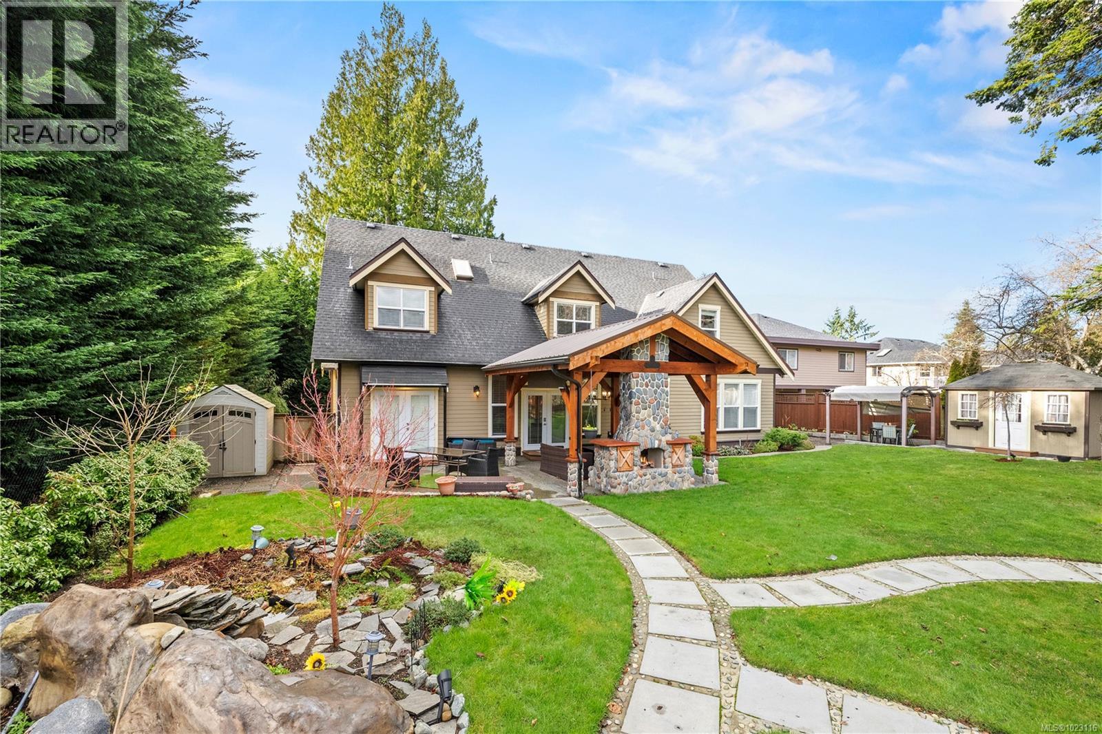  4937 Eagle View Lane, Saanich