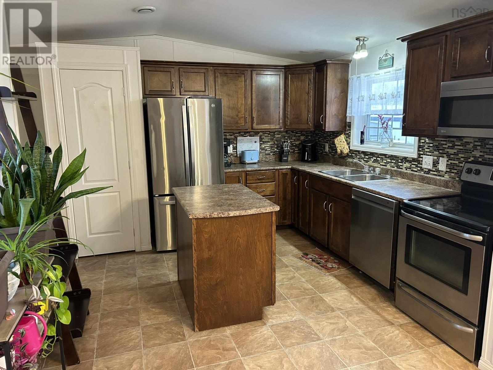 Property 9 of 19 of 1 MATHESON Drive