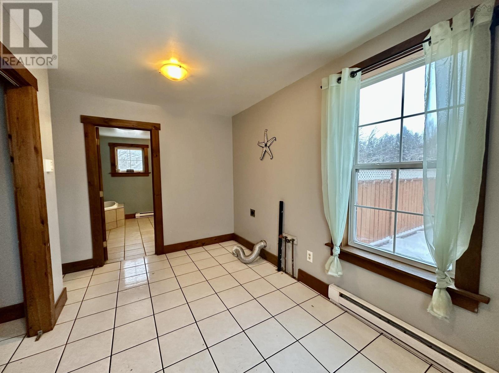 Property 5 of 27 of 6928 Highway 3