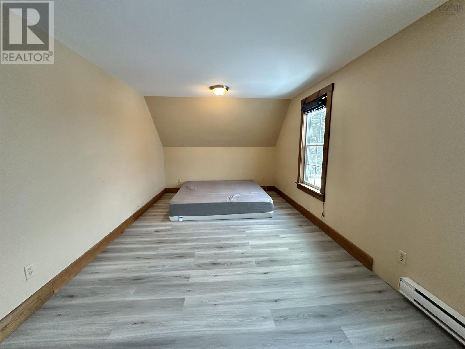 Property 21 of 27 of 6928 Highway 3