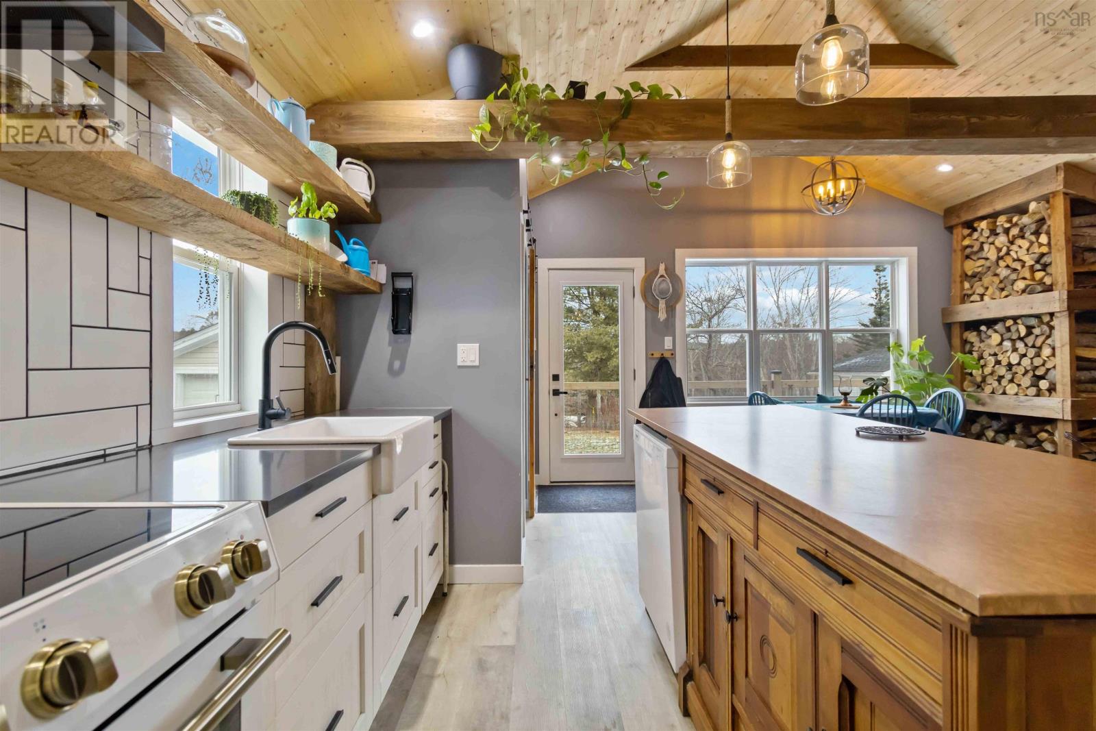 Property 25 of 46 of 26 Beaver Bank Cross Road