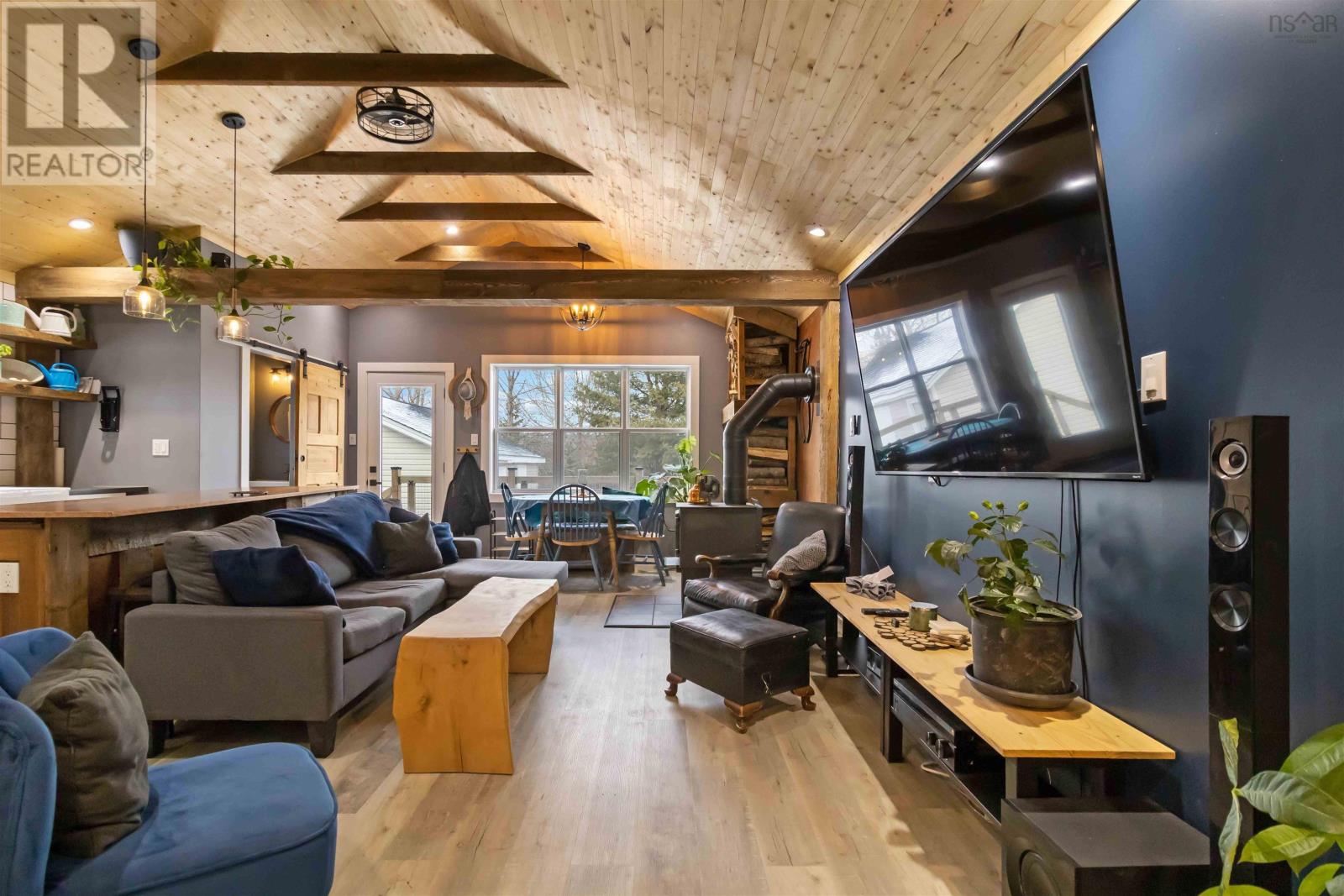 Property 20 of 46 of 26 Beaver Bank Cross Road