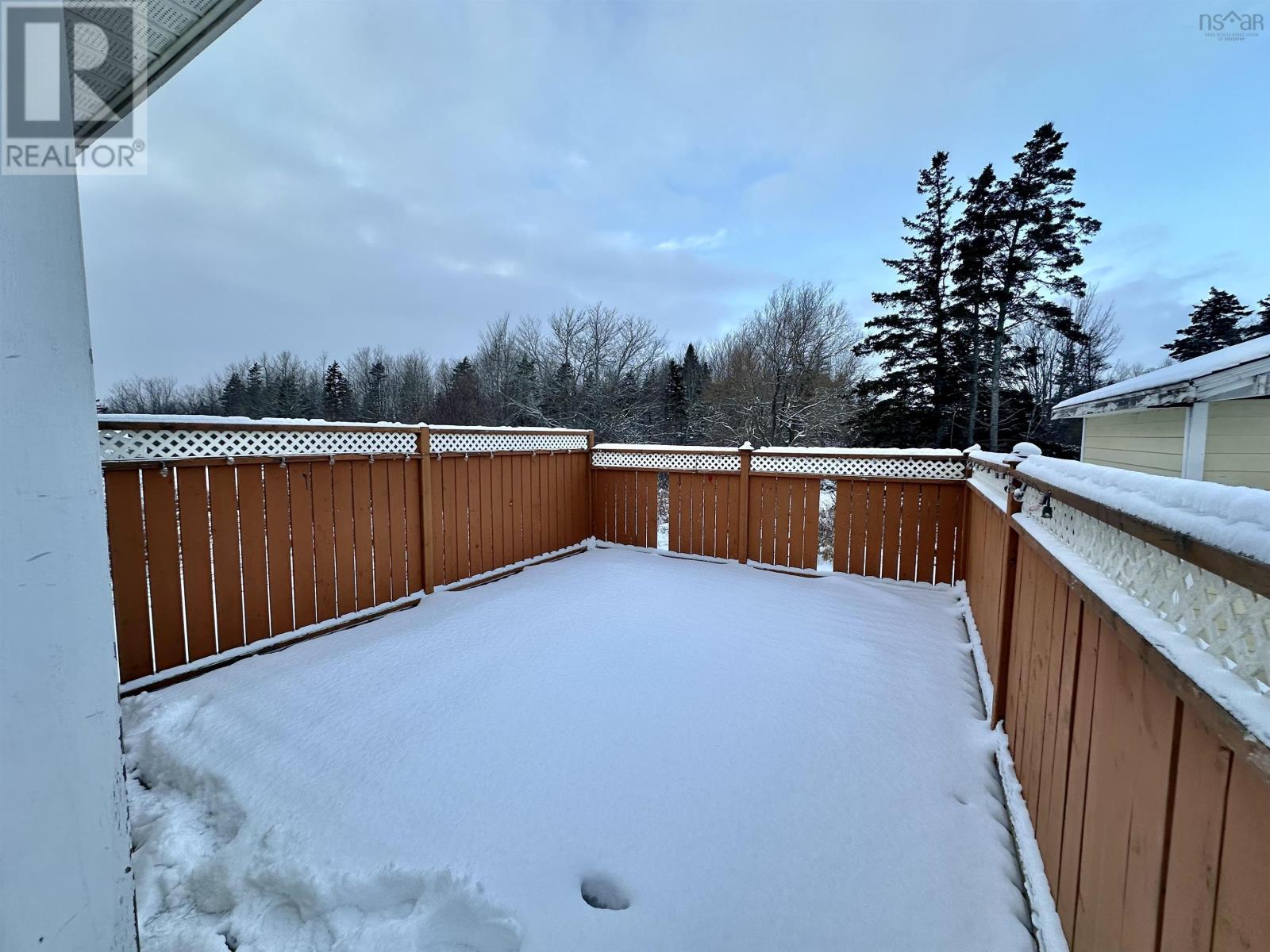 Property 24 of 27 of 6928 Highway 3