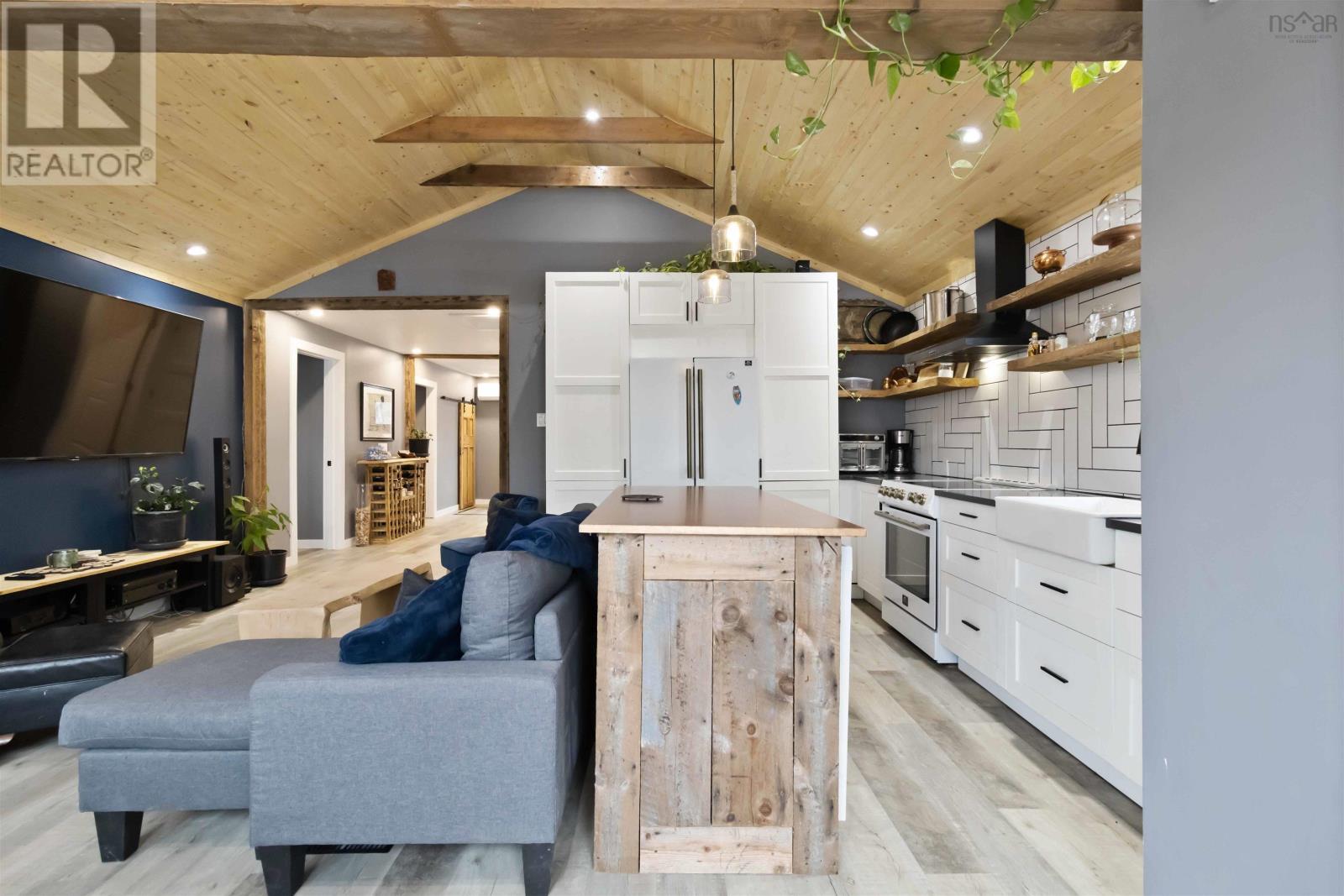 Property 29 of 46 of 26 Beaver Bank Cross Road