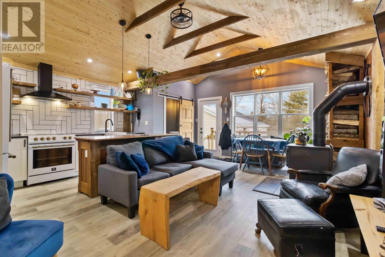 Property 19 of 46 of 26 Beaver Bank Cross Road