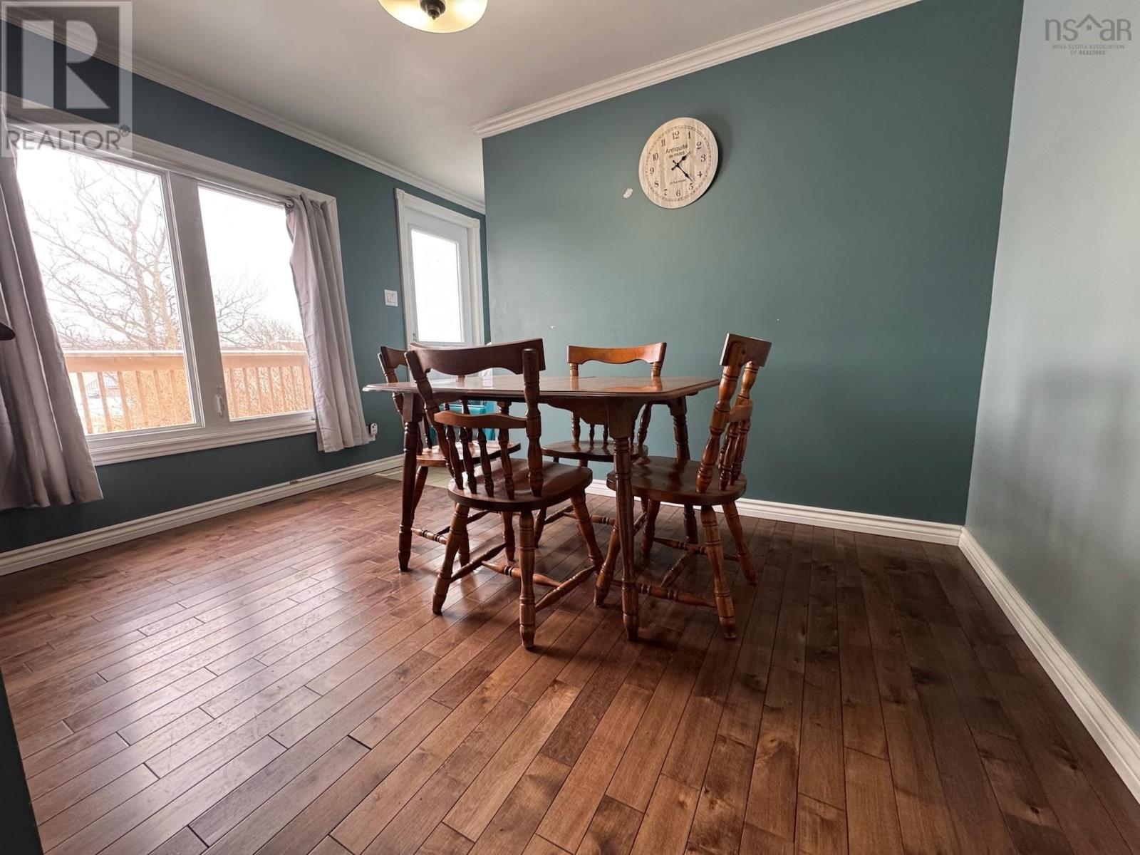 Property 17 of 24 of 36 Veterans Memorial Court