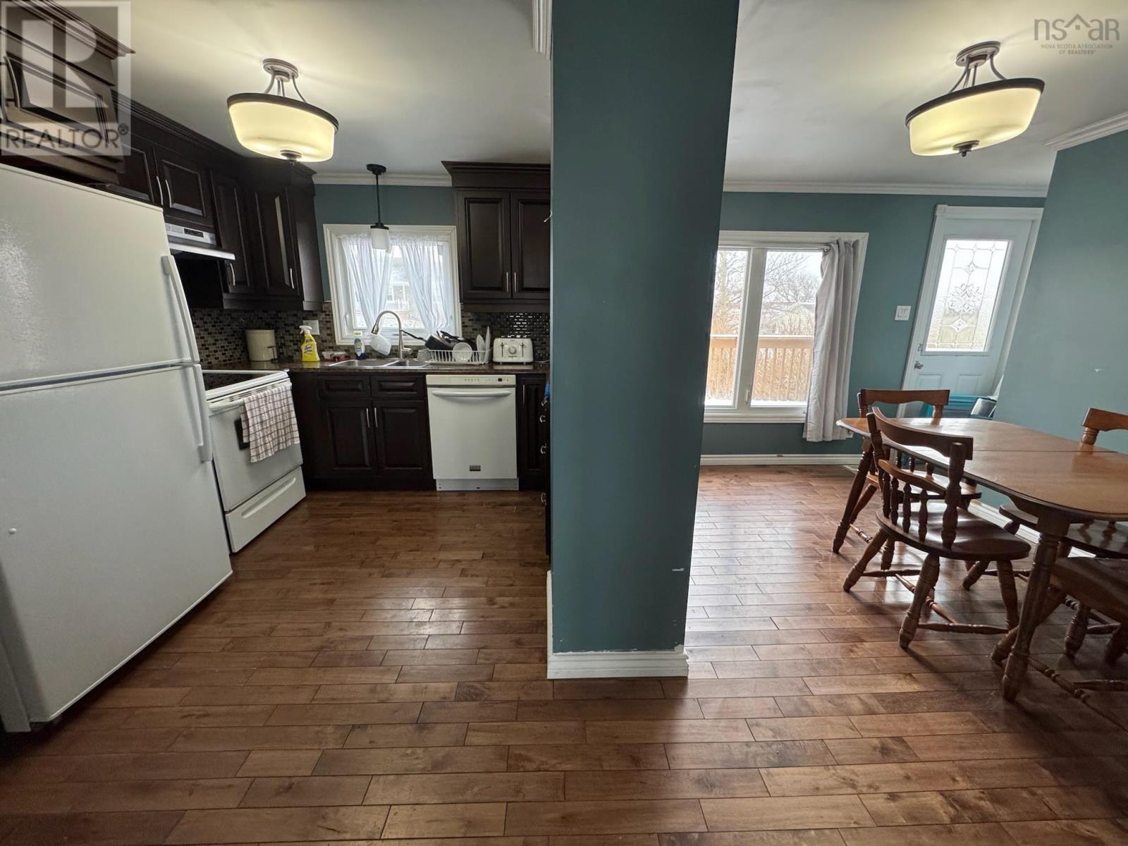 Property 18 of 24 of 36 Veterans Memorial Court