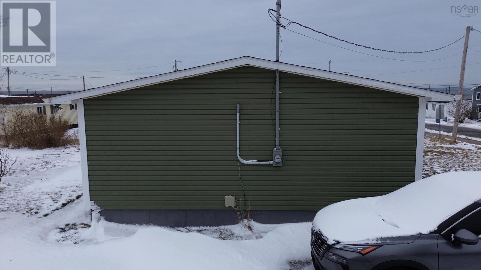 Property 6 of 24 of 36 Veterans Memorial Court