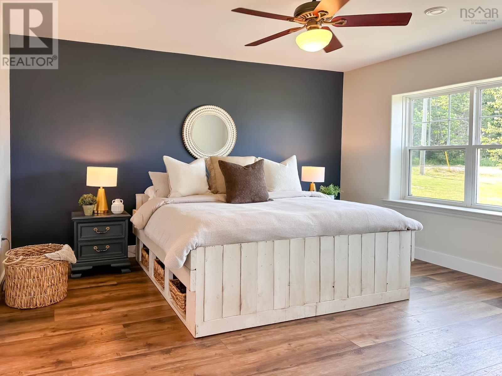 Property 16 of 49 of 3419 Highway 359