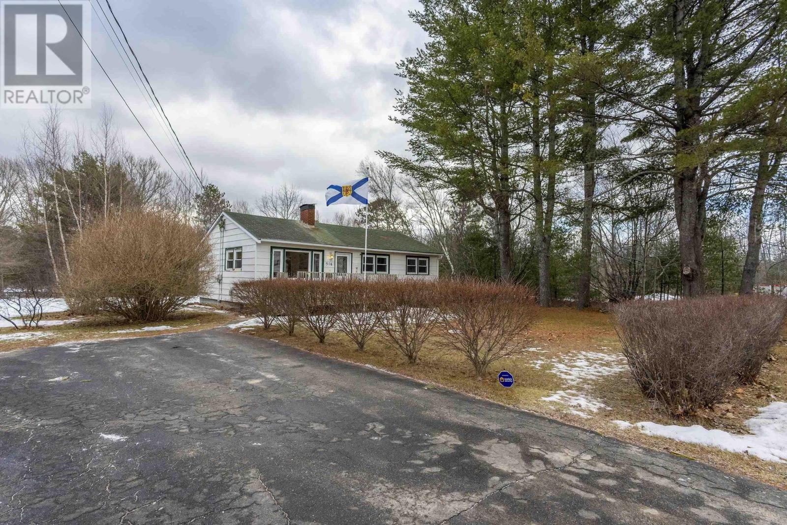 Property 29 of 29 of 516 Windsor Street