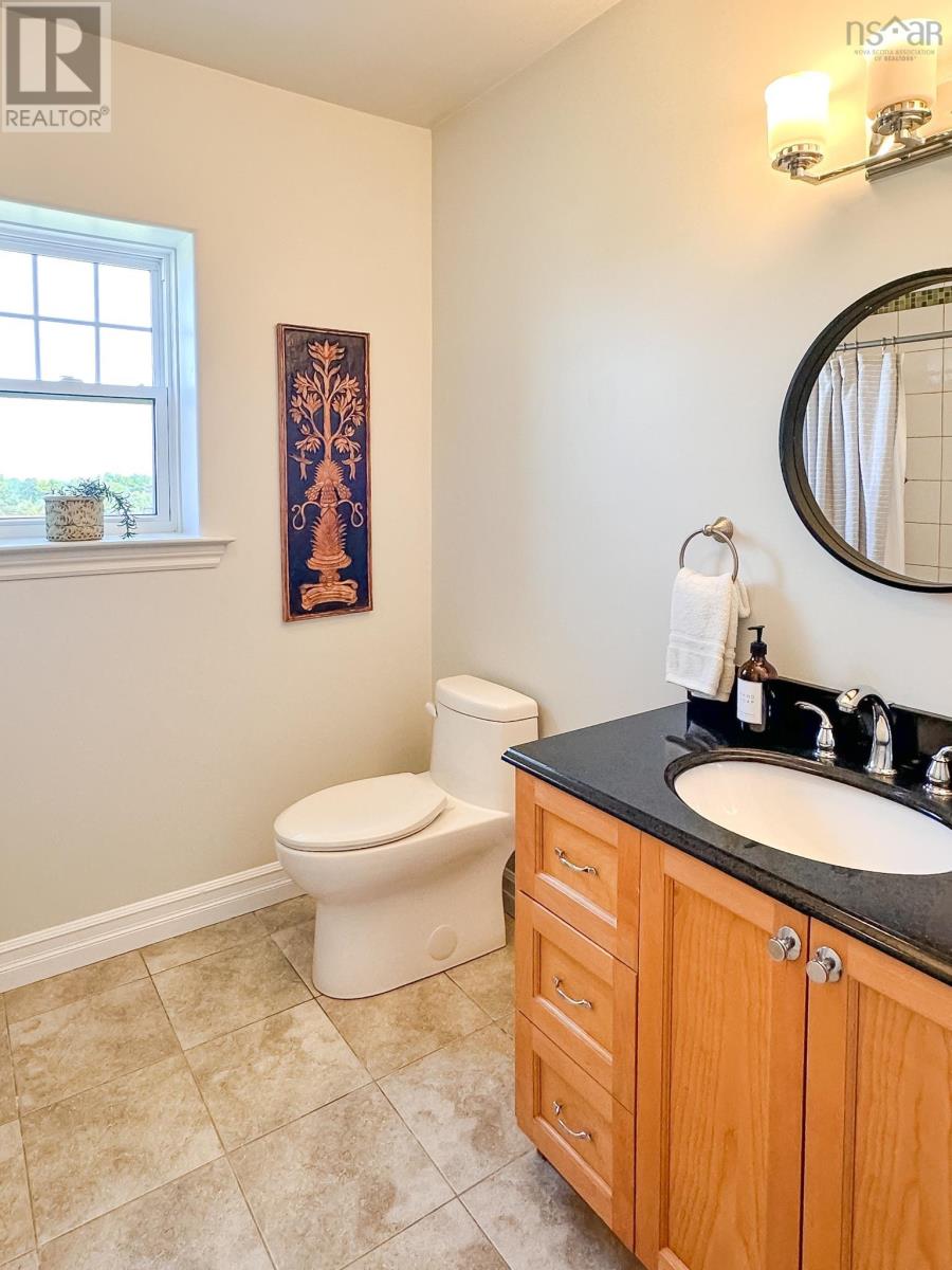 Property 22 of 49 of 3419 Highway 359