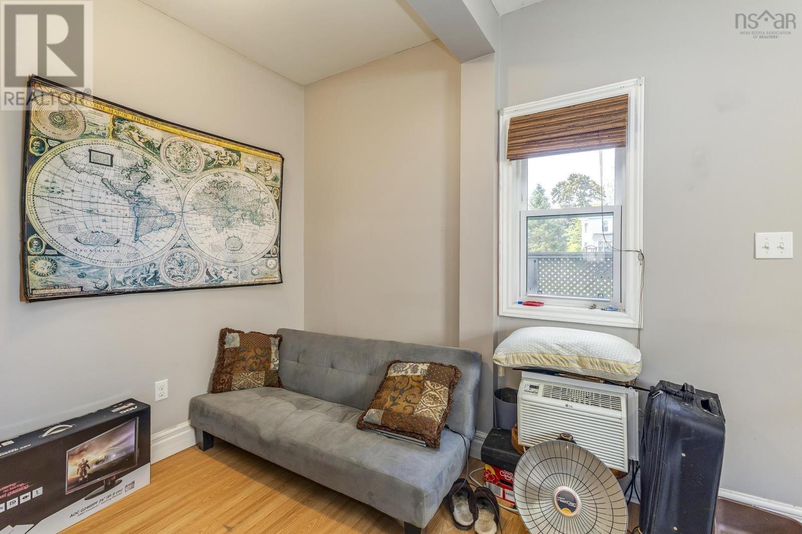 Property 16 of 31 of 25 Jubilee Avenue